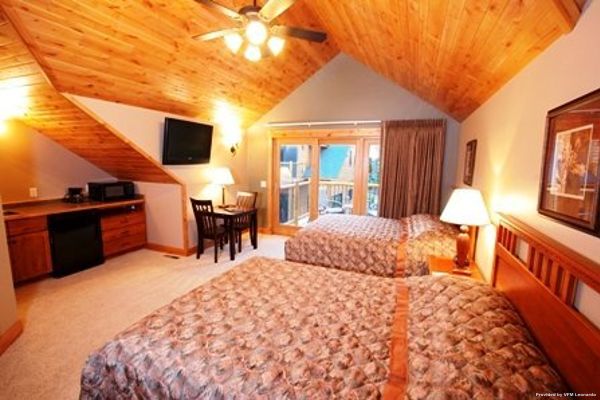 Ruttgers Bay Lake Lodge (Deerwood)
